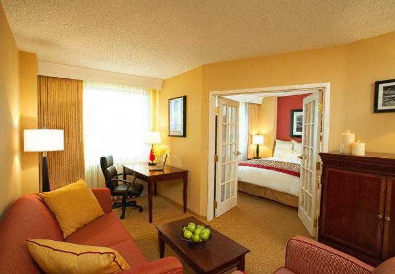 Las Vegas Marriott Room photo